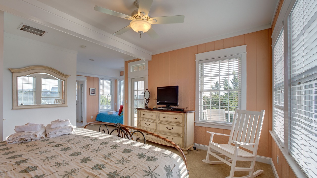 Photo of Bedroom in Brigands' Bay