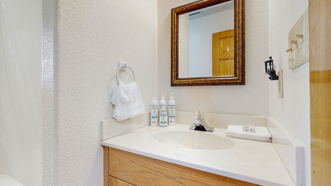 Photo of Bathroom in Brigands' Bay