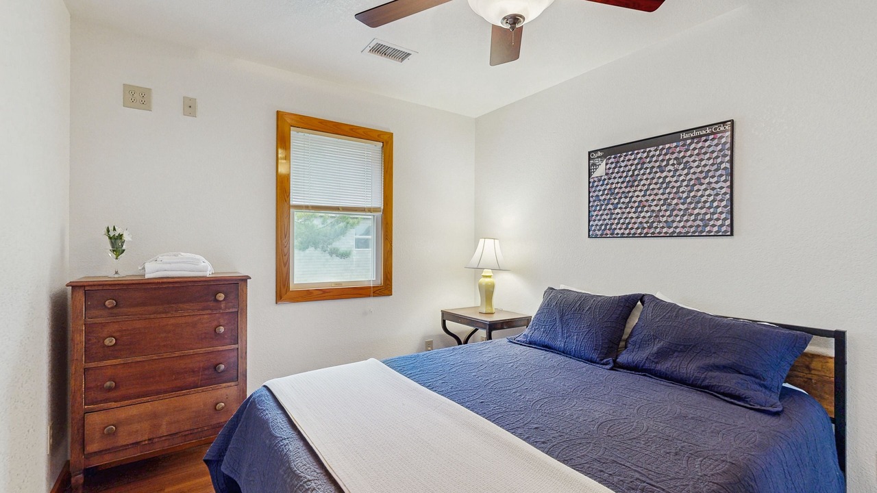 Photo of Bedroom in Brigands' Bay