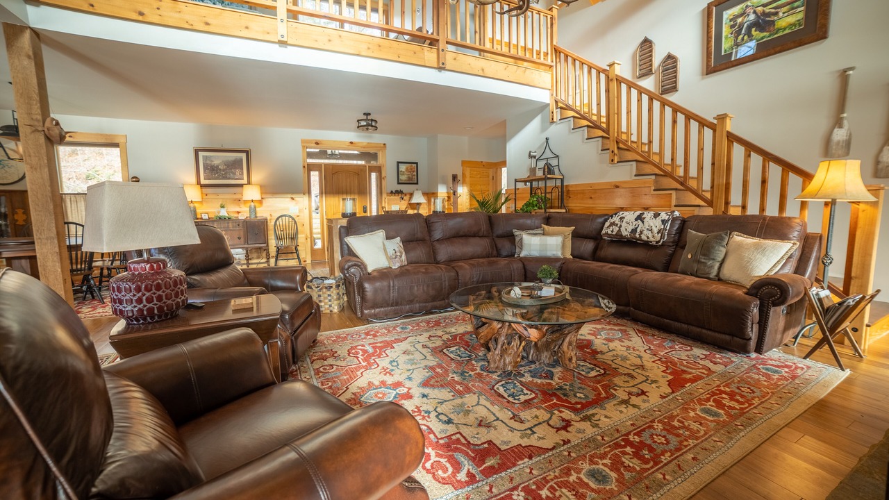 Photo of Livingroom in Robbinsville