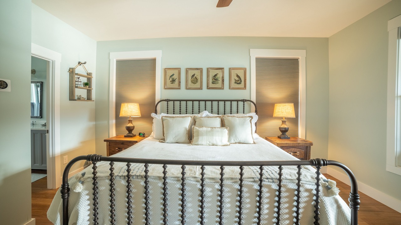 Photo of Bedroom in Robbinsville