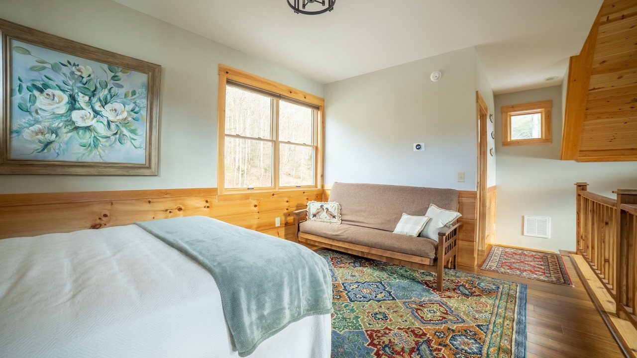 Photo of Bedroom in Robbinsville