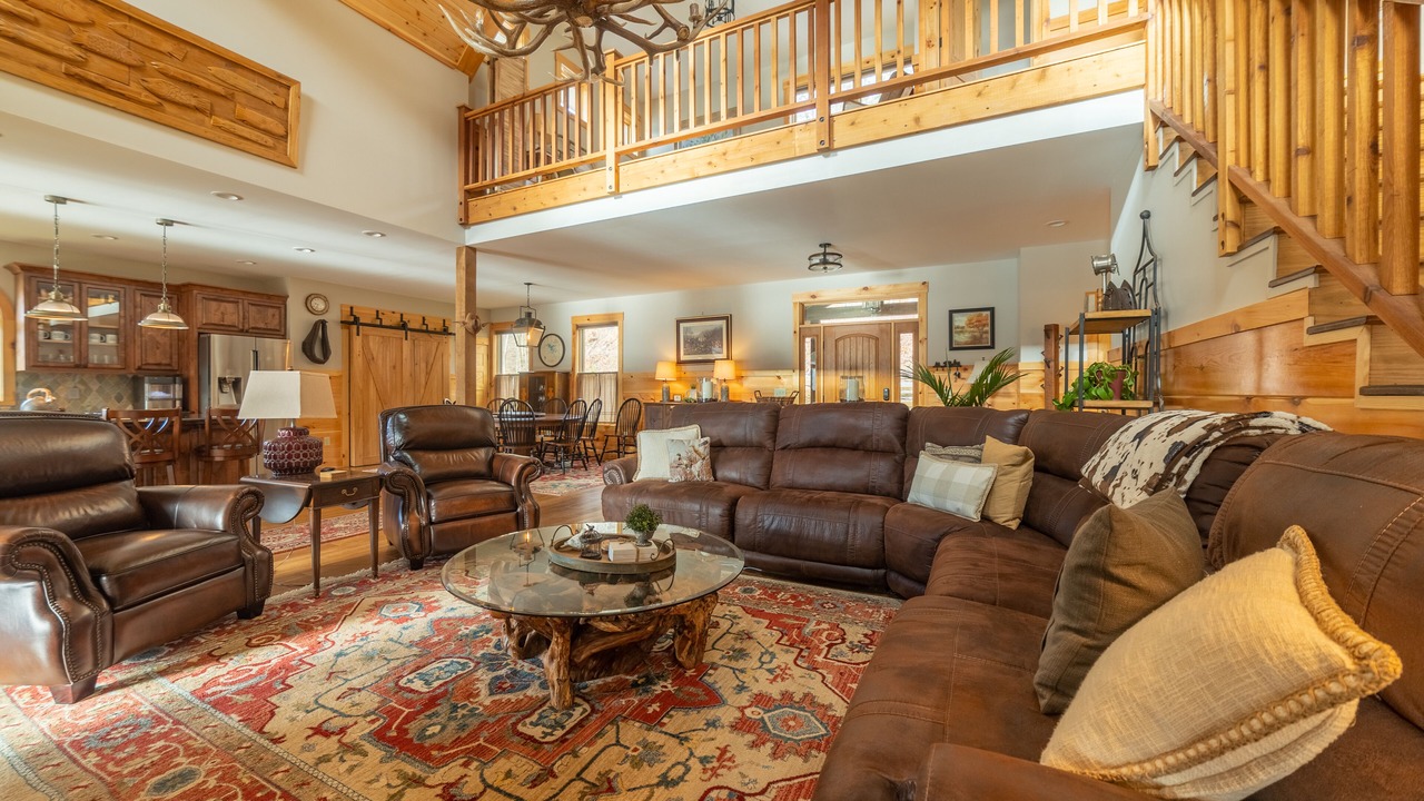 Photo of Livingroom in Robbinsville