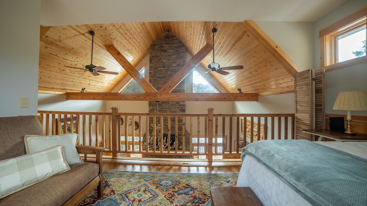 Photo of Bedroom in Robbinsville