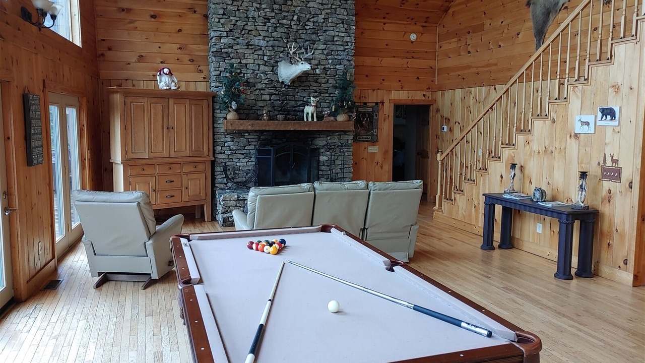 Photo of Livingroom in Apple Ridge