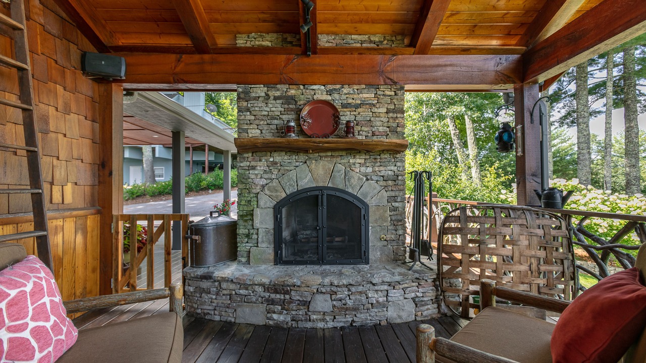Photo of Patio Balcony in Glenville