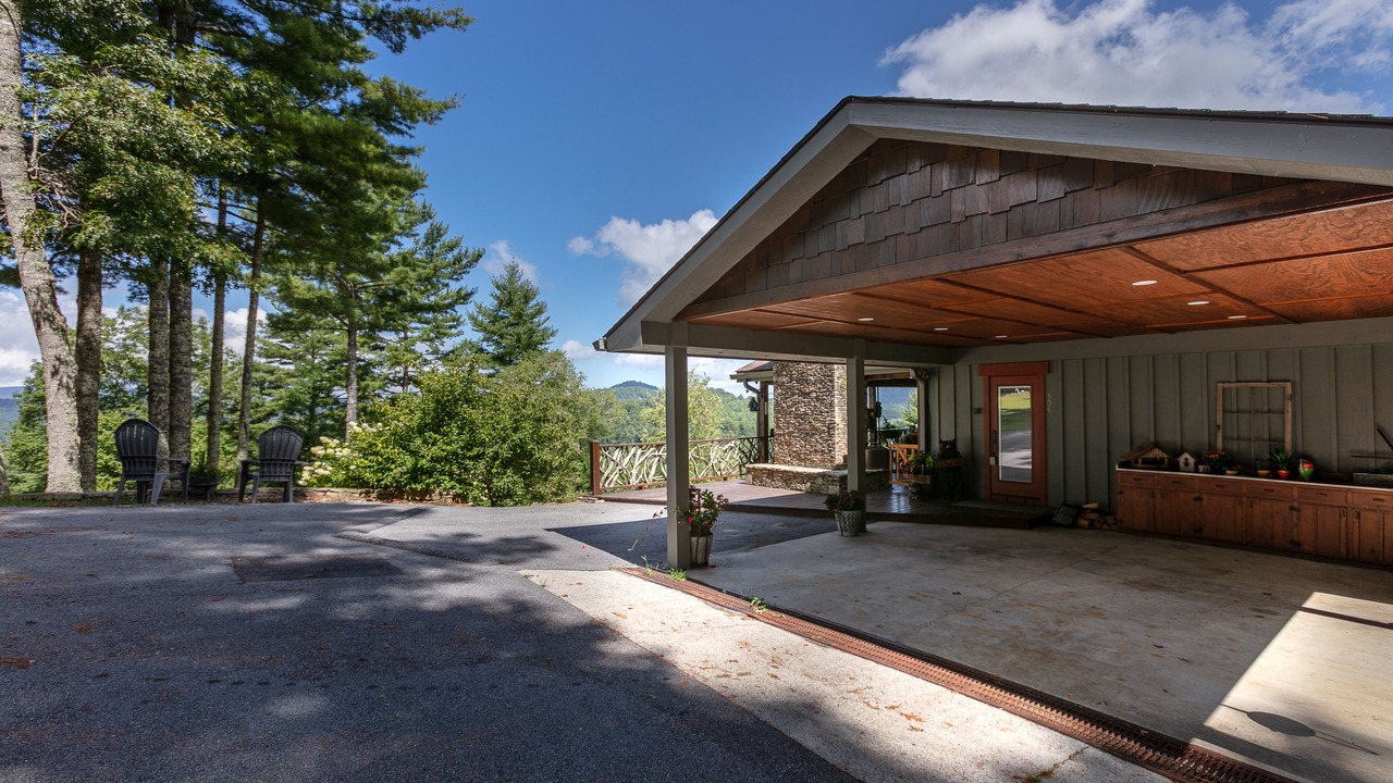 Photo of Patio Balcony in Glenville