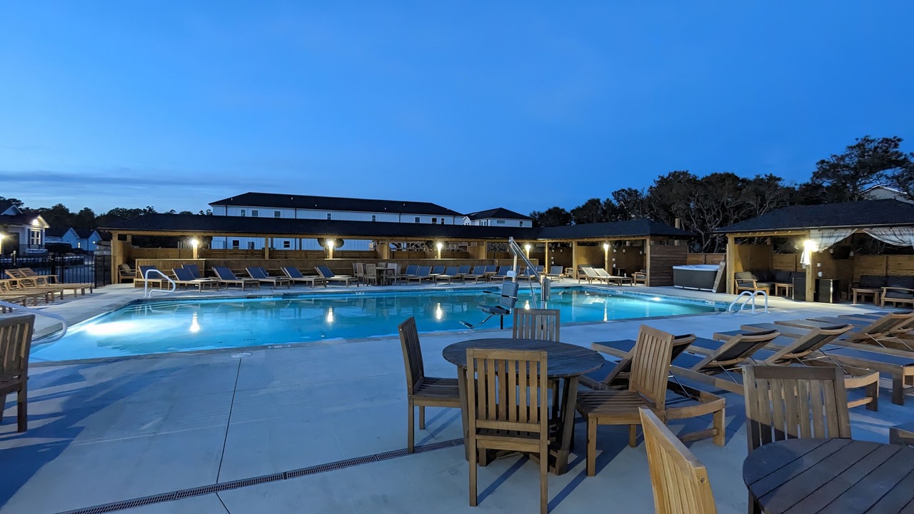 Photo of Outdoor in Corolla Light
