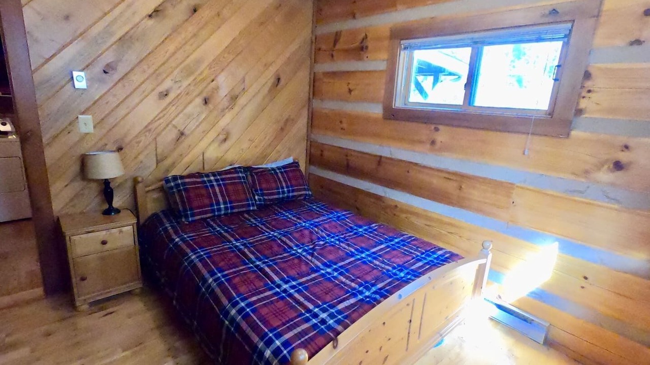 Photo of Bedroom in Apple Ridge