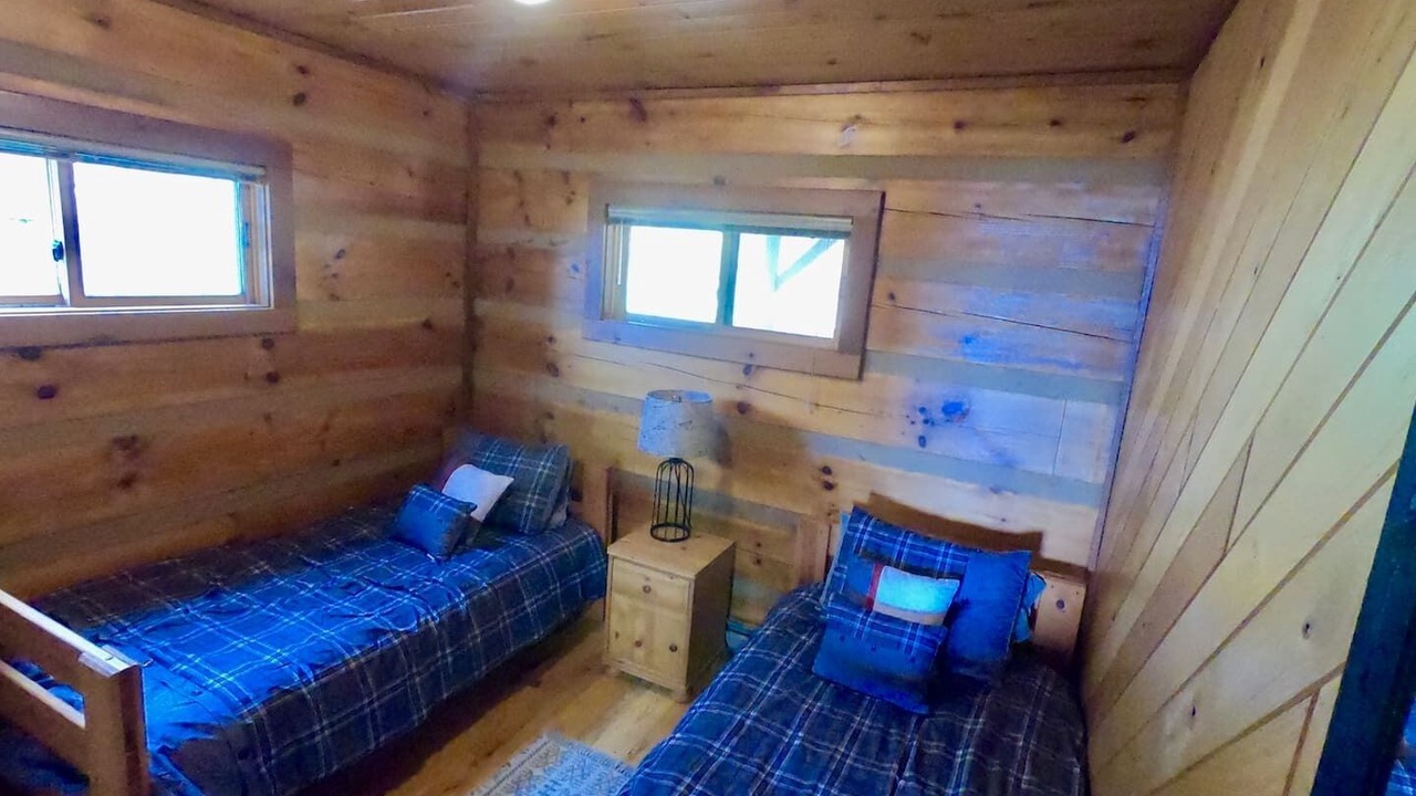 Photo of Bedroom in Apple Ridge