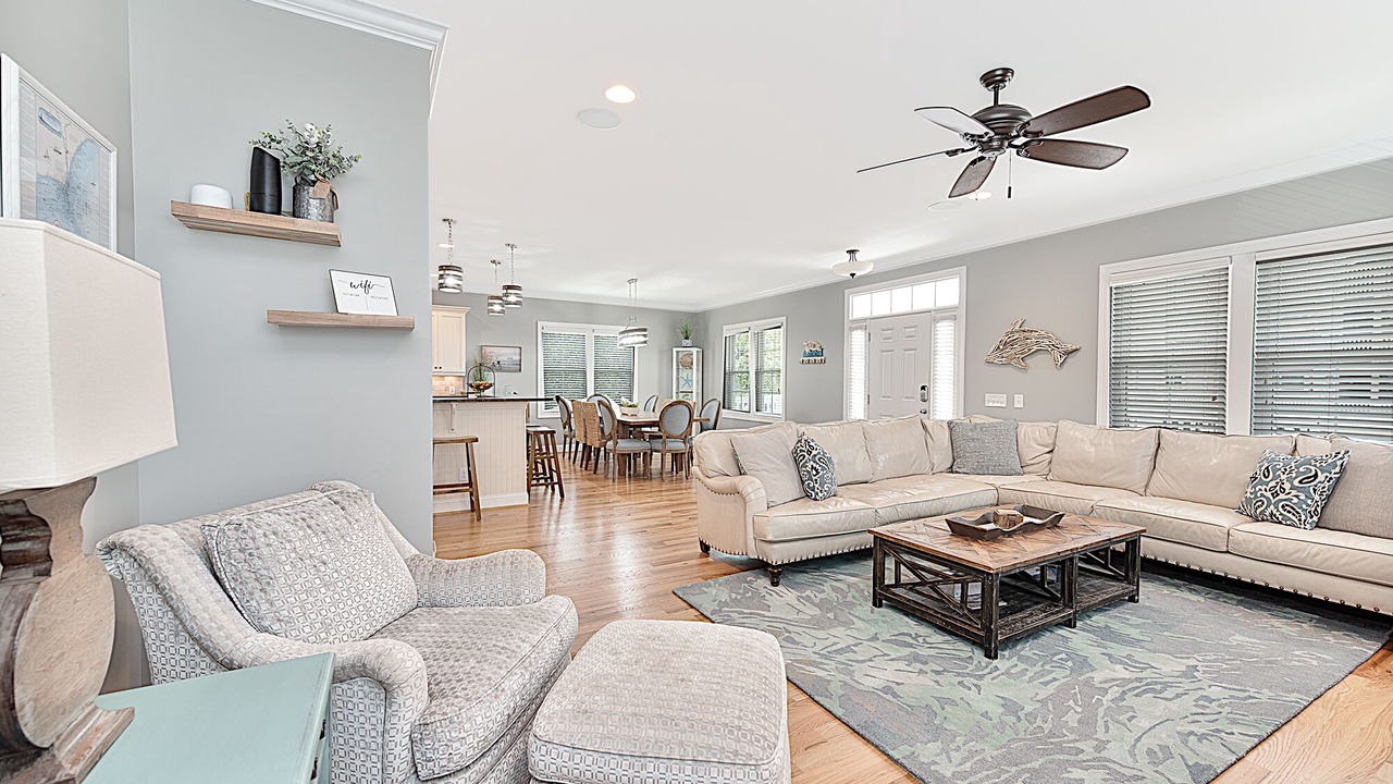 Photo of Livingroom in Wilmington Beach