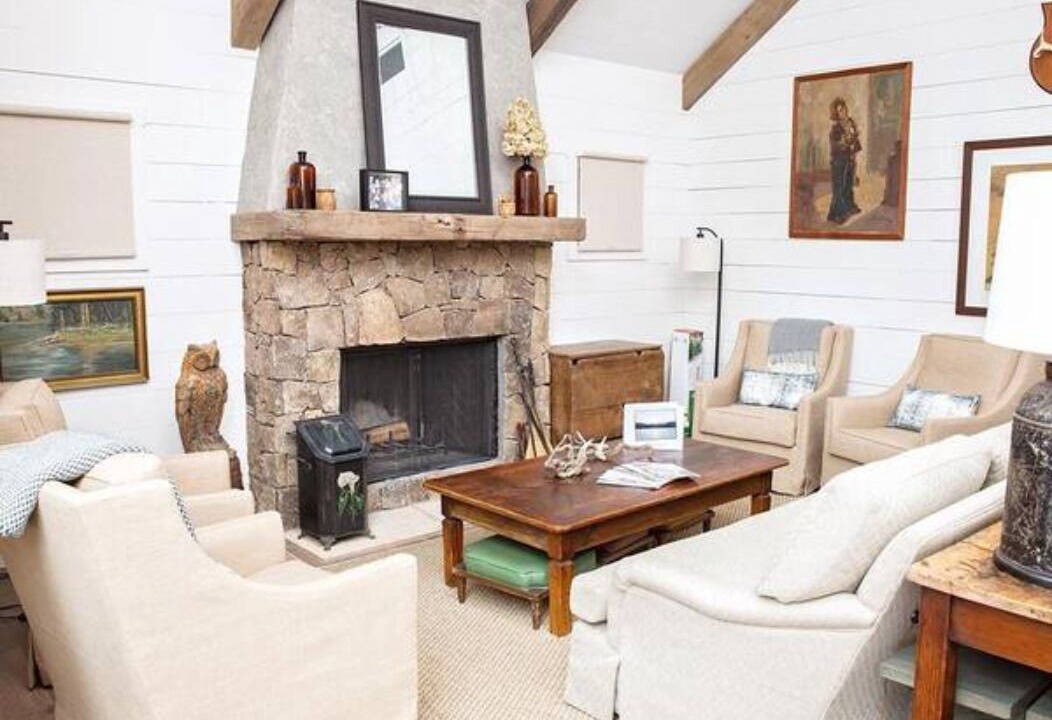 Photo of Livingroom in Santeetlah