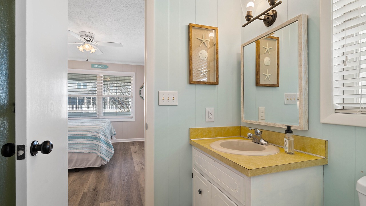 Photo of Bathroom in Sunset Beach