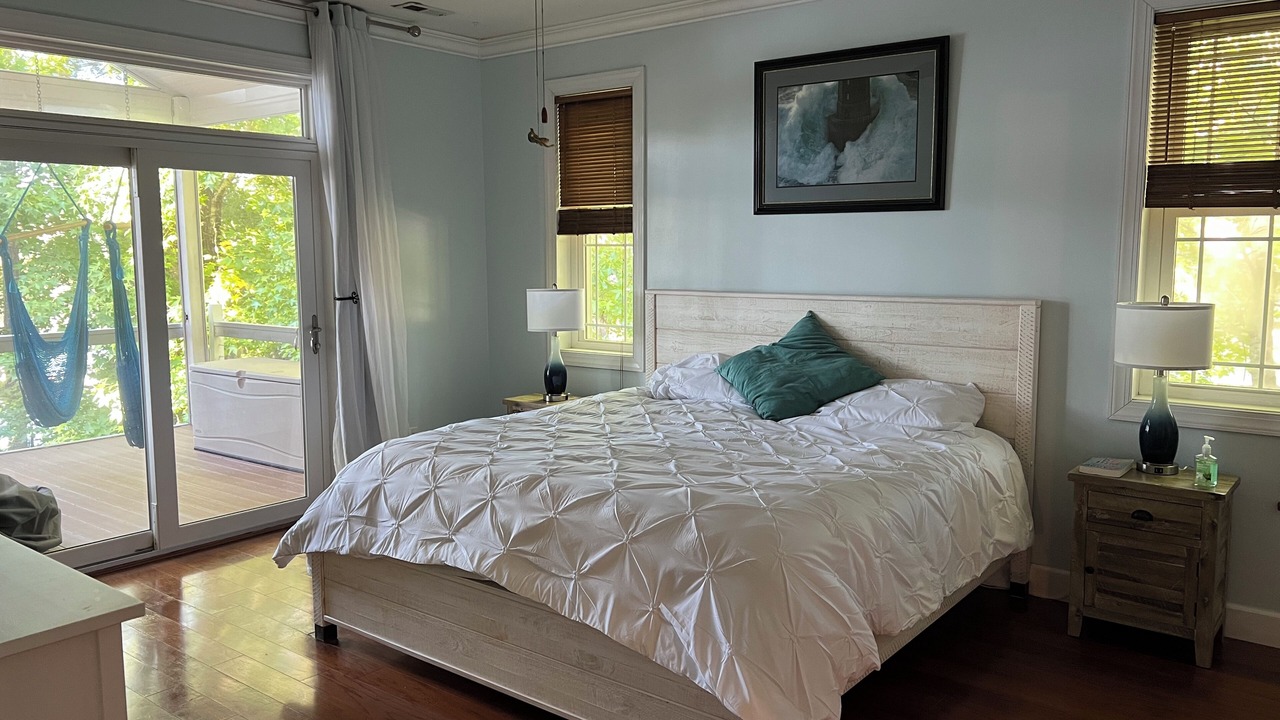 Photo of Bedroom in Fairfield Harbour