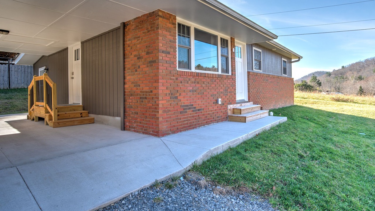 Photo of Outdoor in Swannanoa