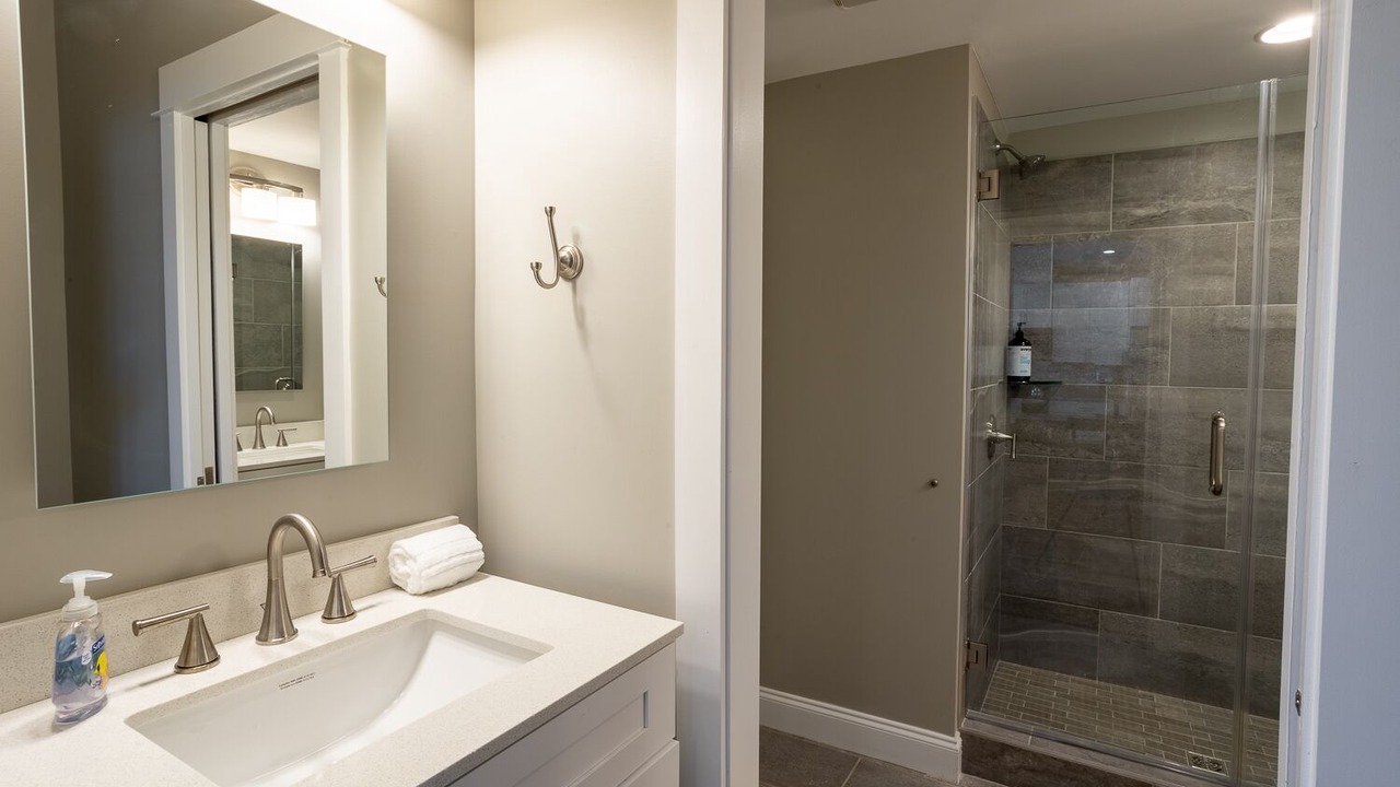 Photo of Bedroom in Woodfin