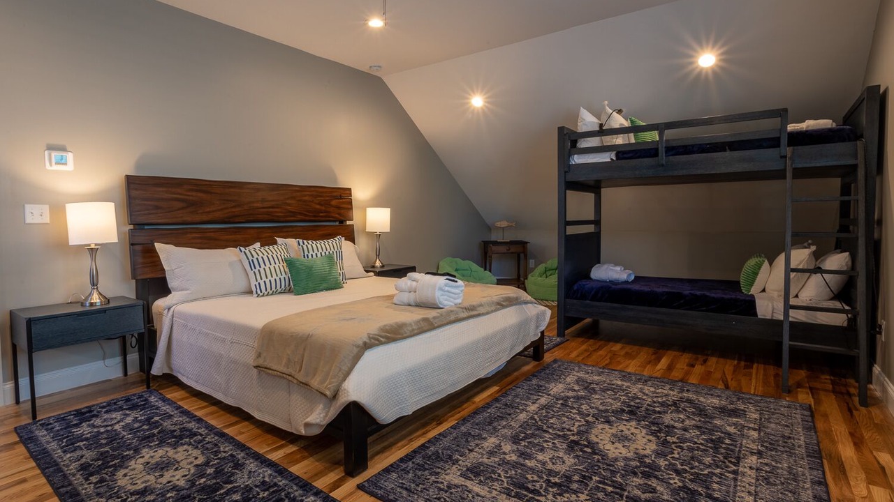 Photo of Bedroom in Woodfin