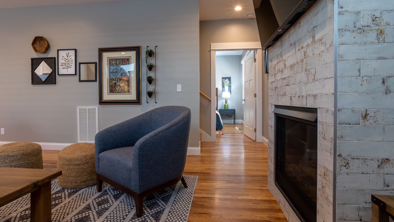 Photo of Bedroom in Woodfin