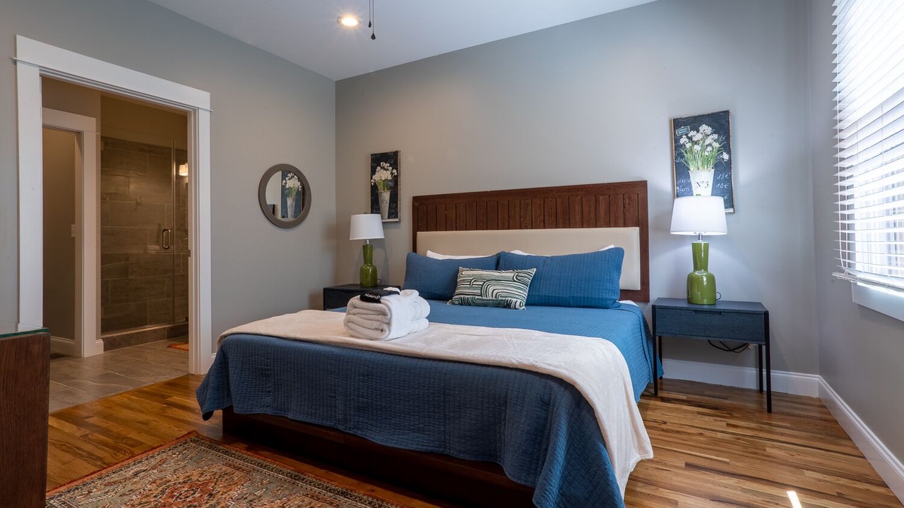 Photo of Bedroom in Woodfin