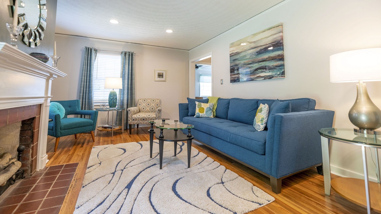 Photo of Livingroom in Edenton