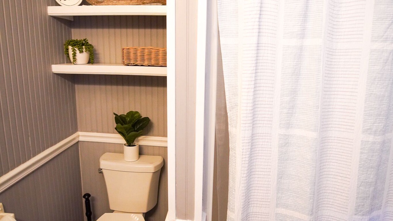 Photo of Bathroom in Burgaw