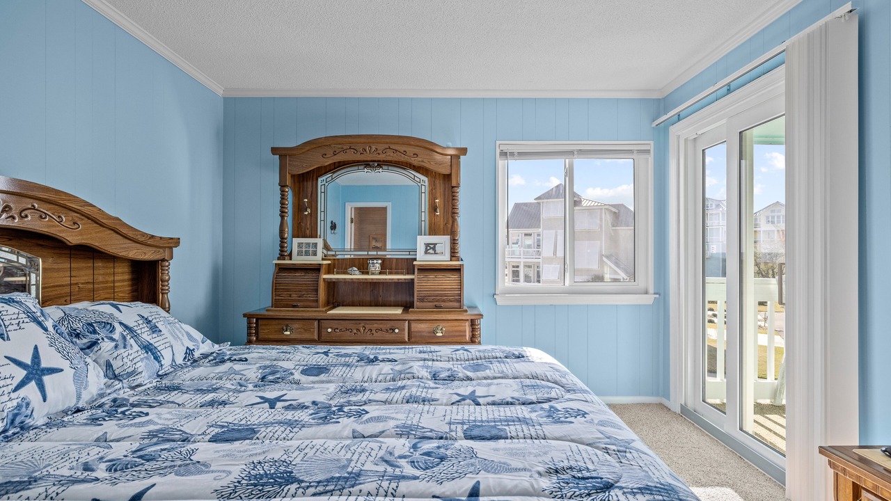 Photo of Bedroom in Morehead City