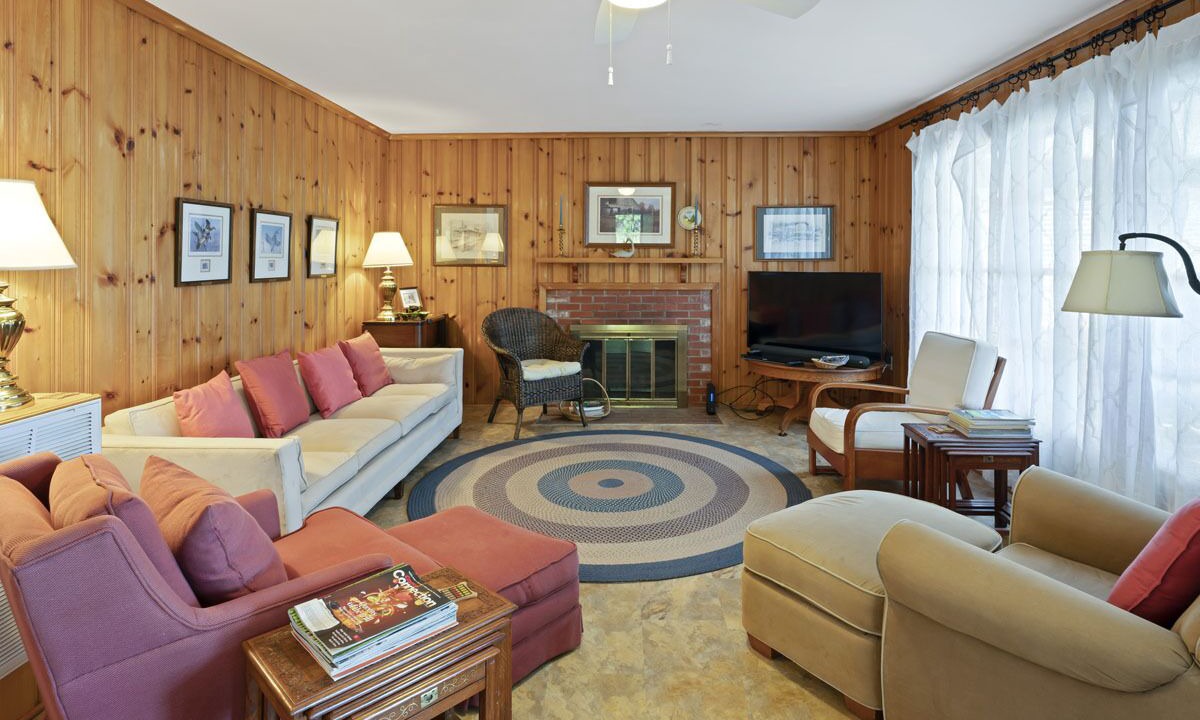 Photo of Livingroom in Southmont