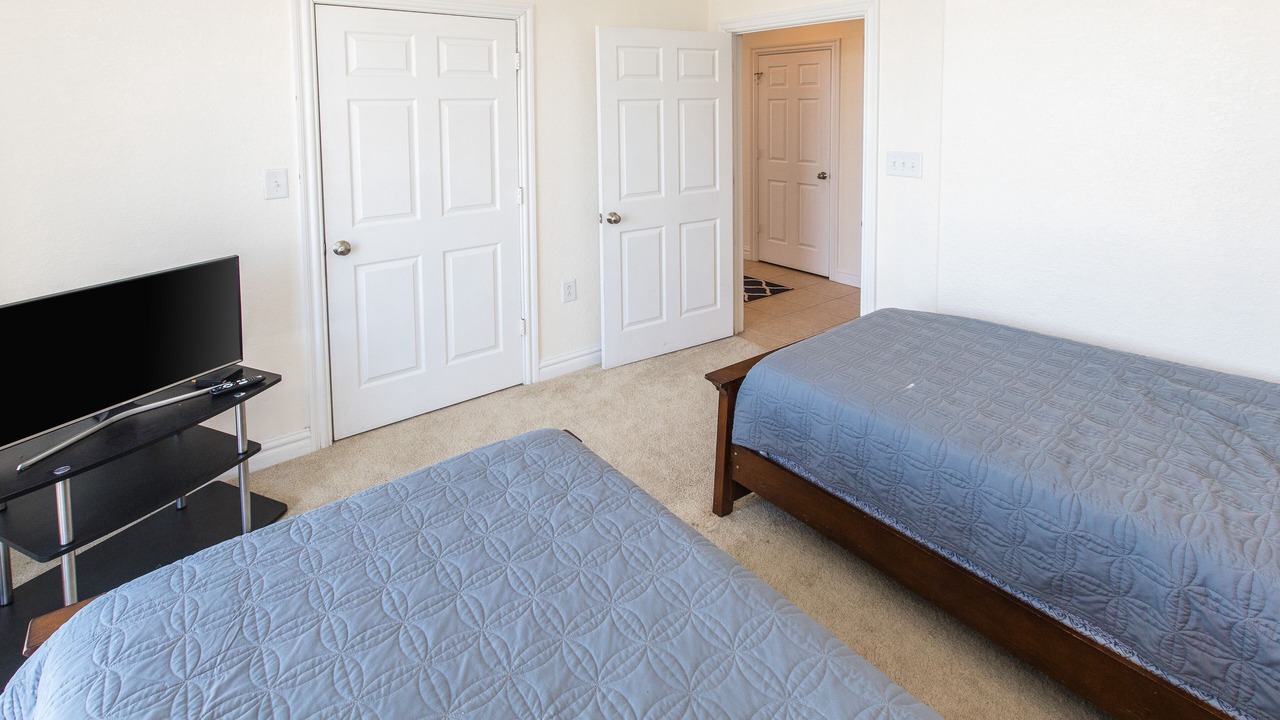 Photo of Bedroom in Sandbridge