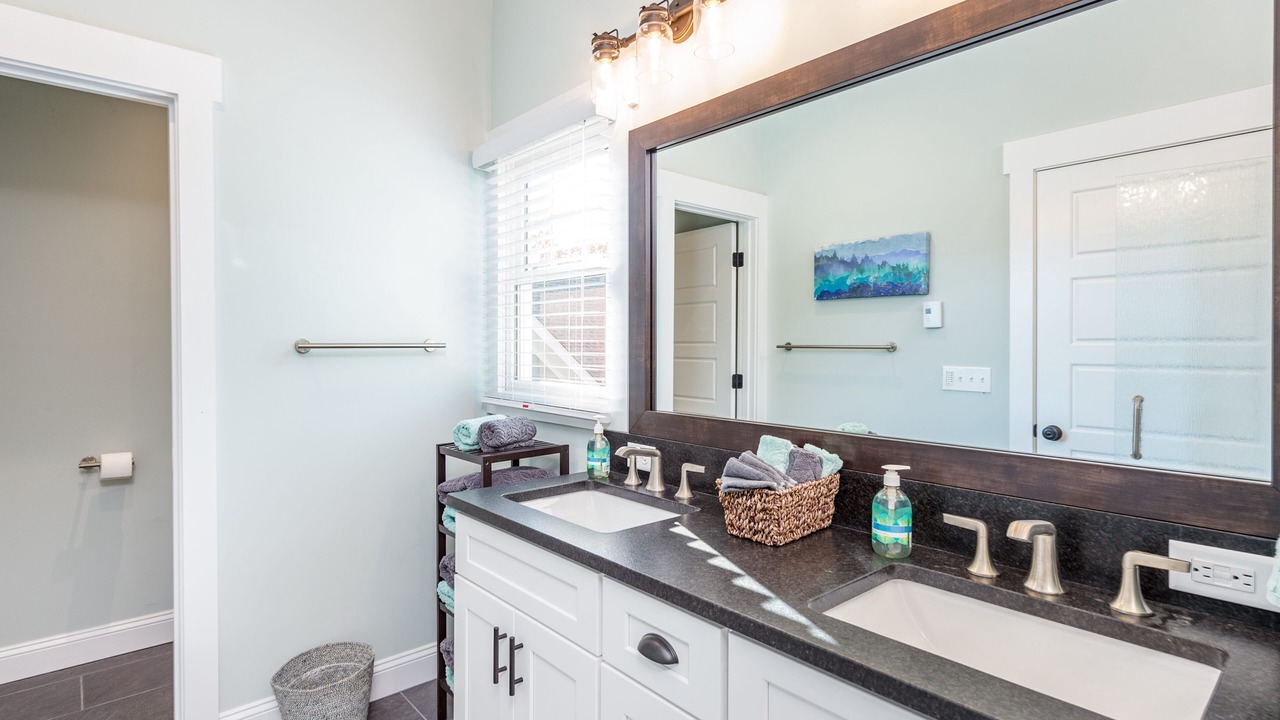 Photo of Bedroom in Weaverville