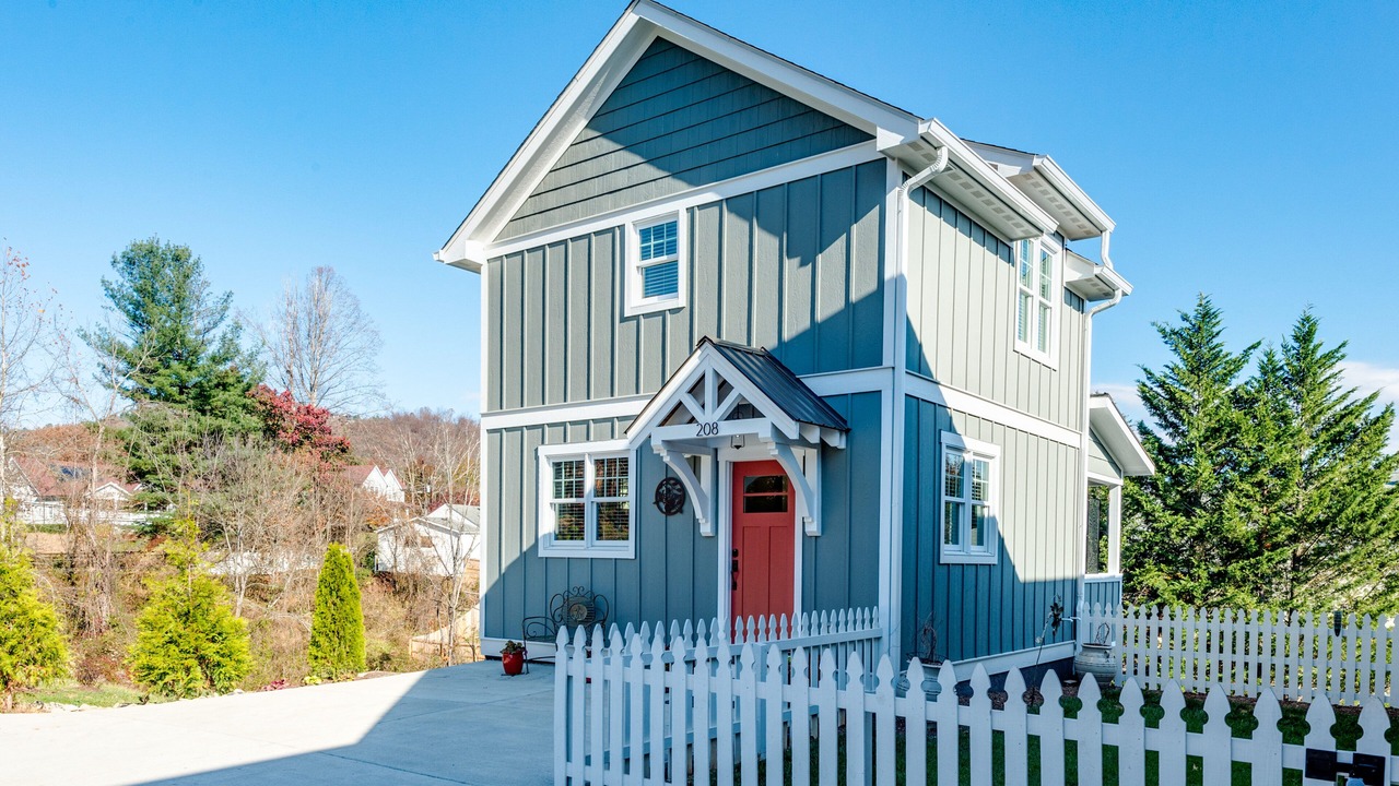 Photo of Outdoor in Weaverville