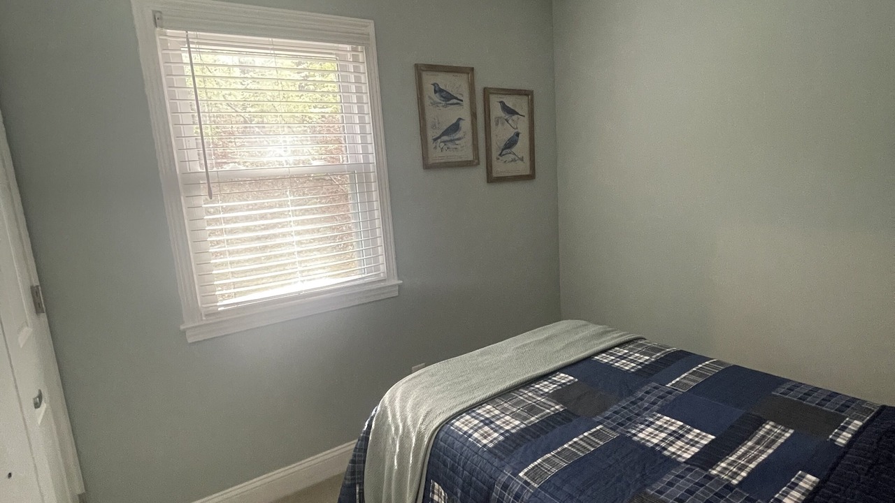 Photo of Bedroom in Roxboro