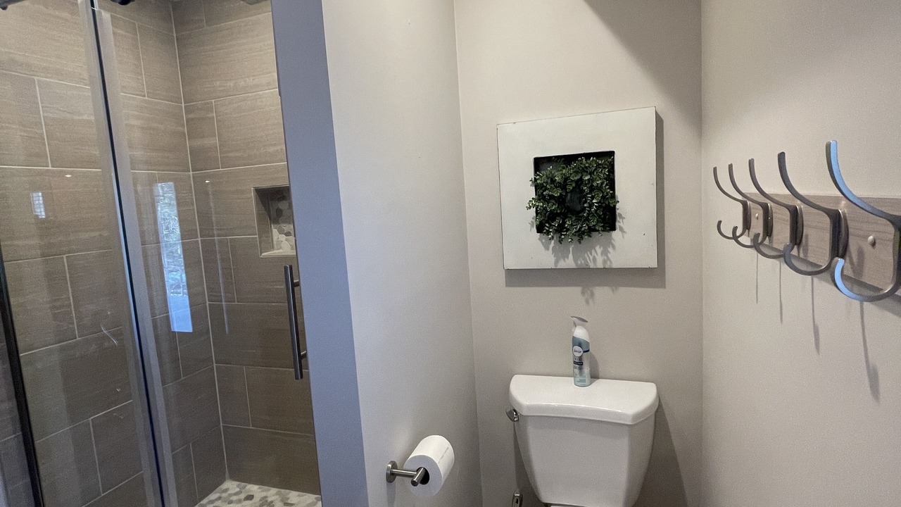 Photo of Bathroom in Roxboro