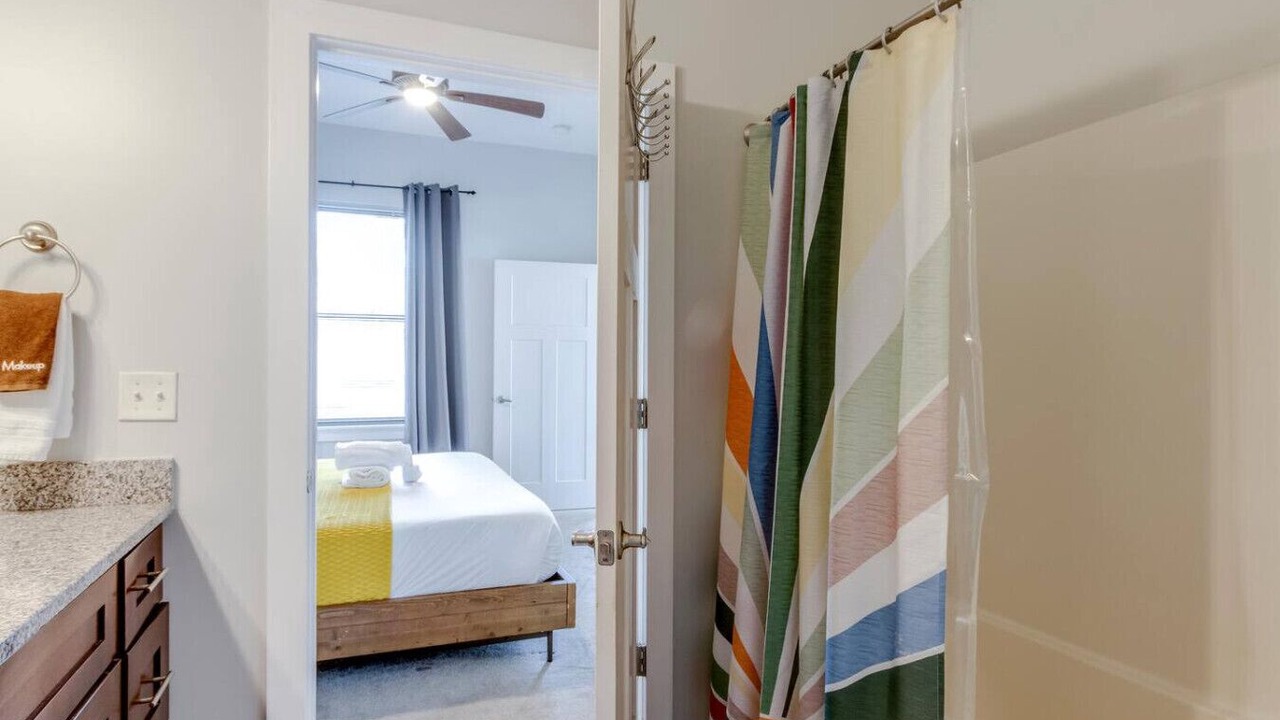 Photo of Bedroom in Hillsboro Village