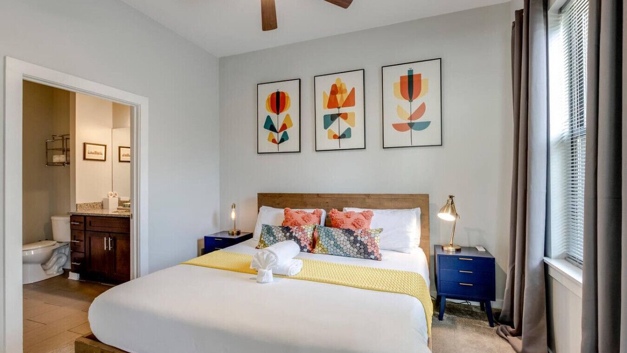 Photo of Bedroom in Hillsboro Village