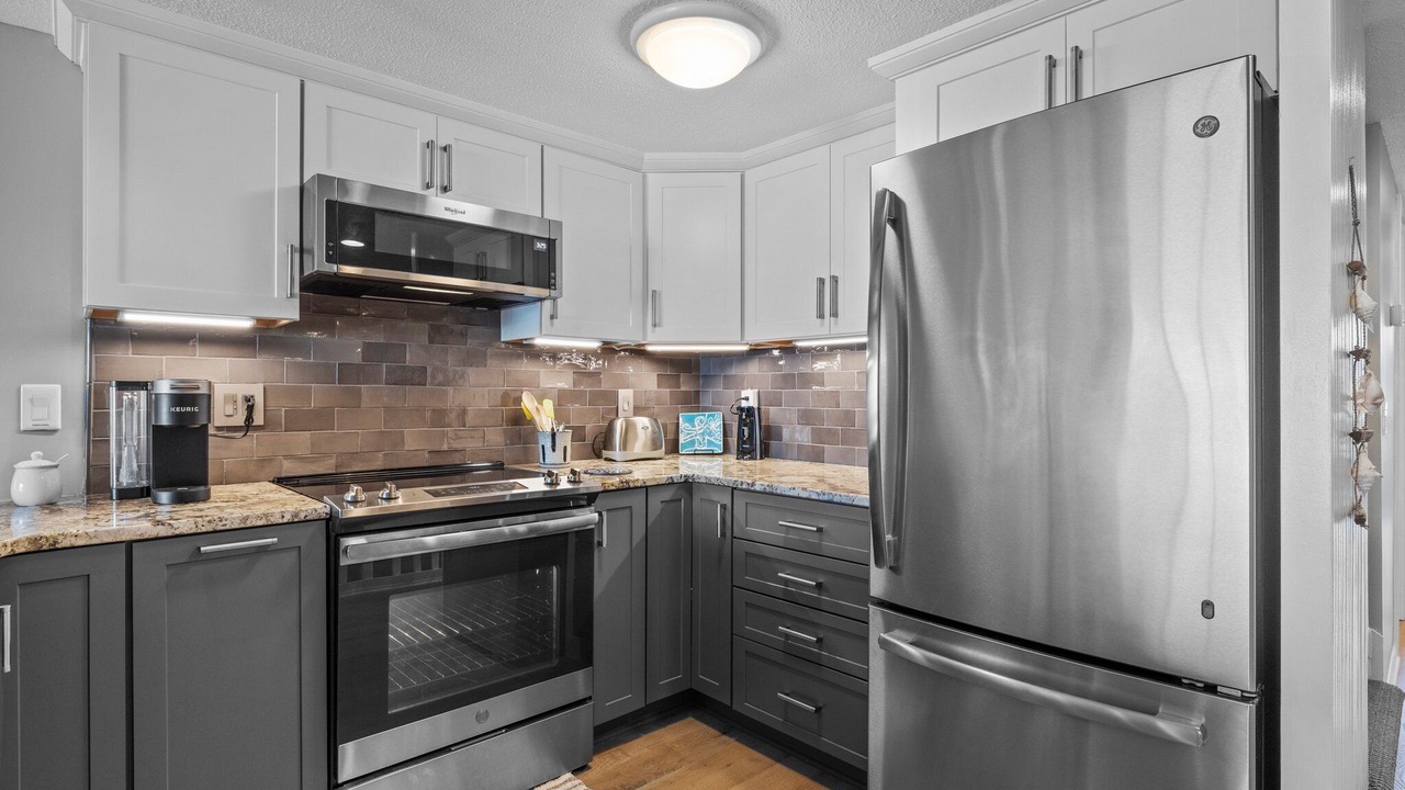 Photo of Kitchen in Pine Knoll Shores