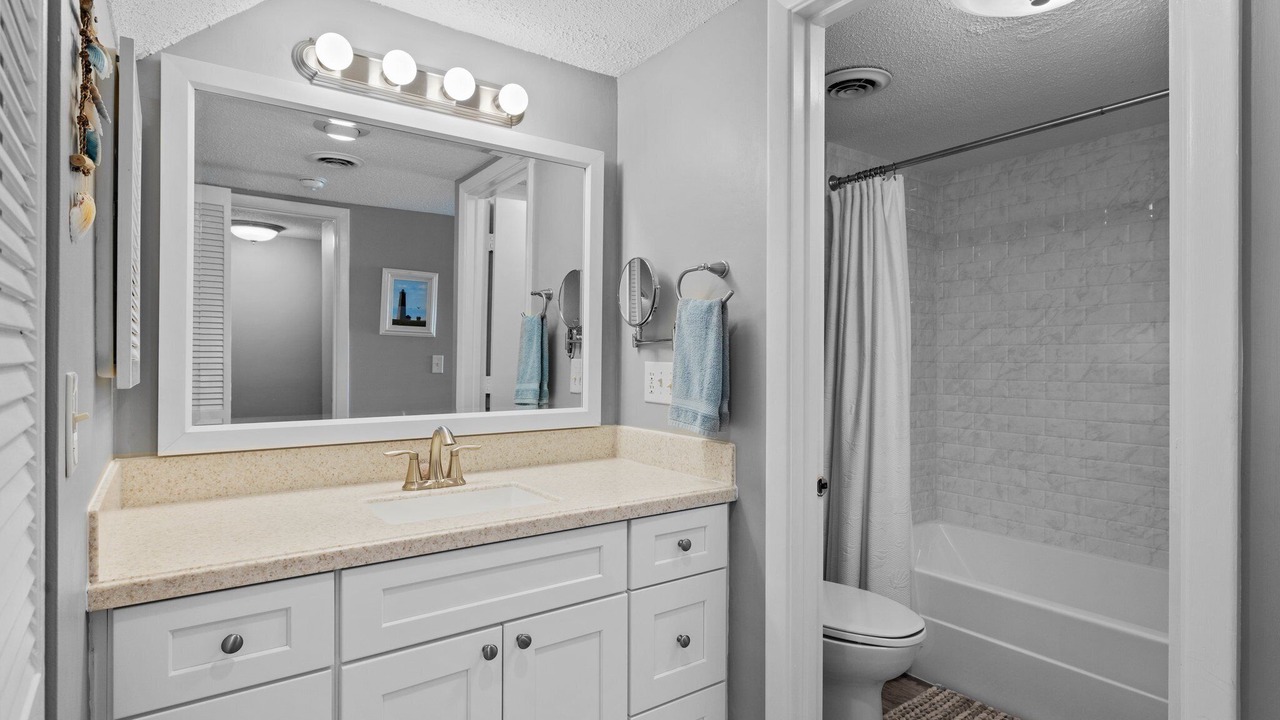 Photo of Bathroom in Pine Knoll Shores
