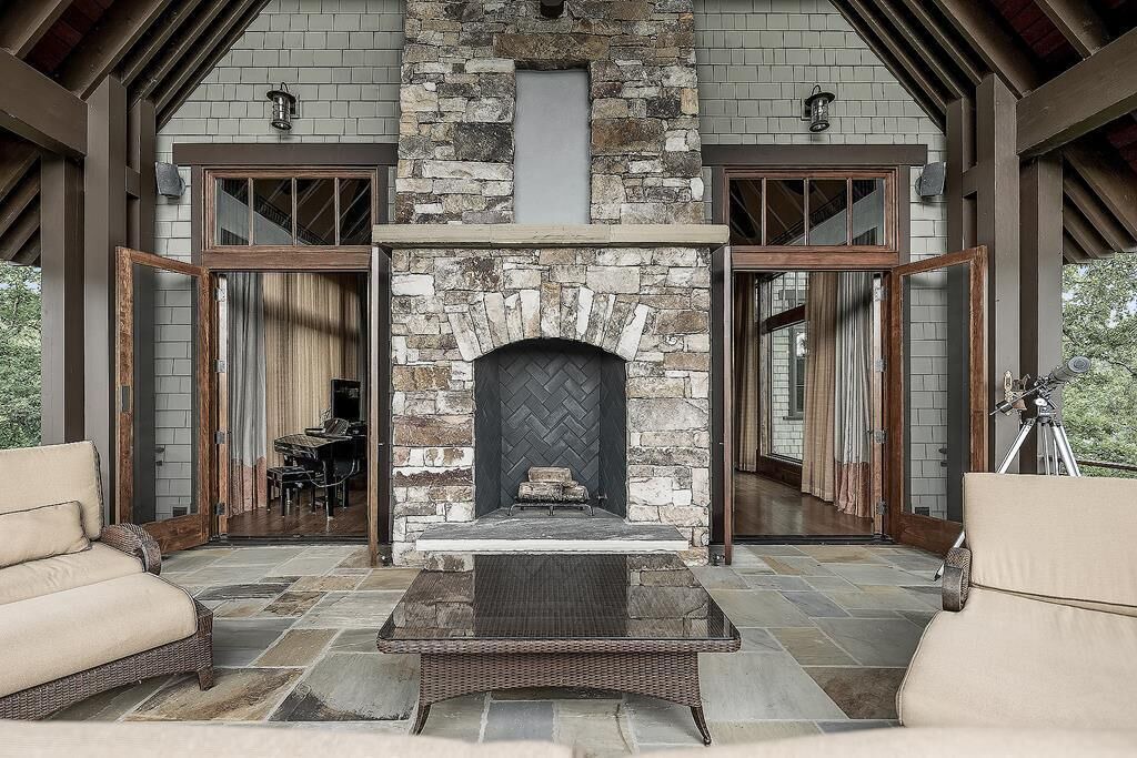 Photo of Livingroom in Bryson City