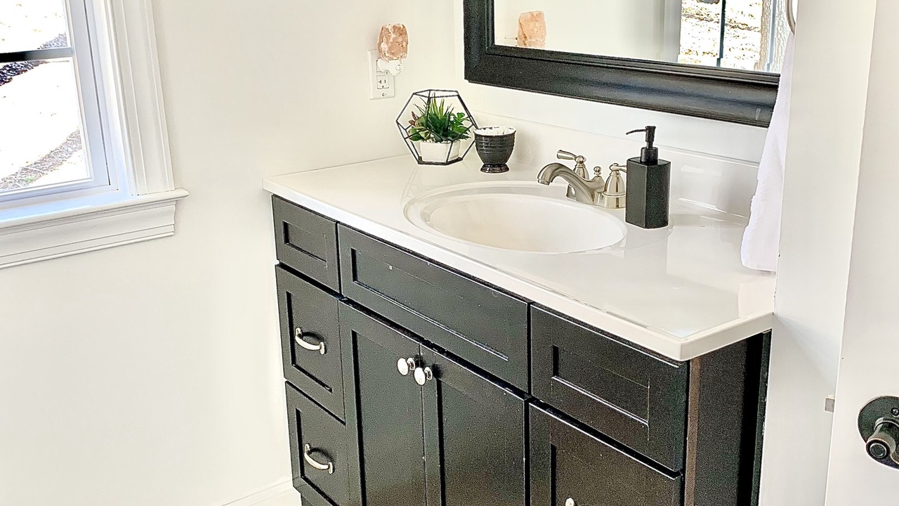 Photo of Bathroom in Lynn