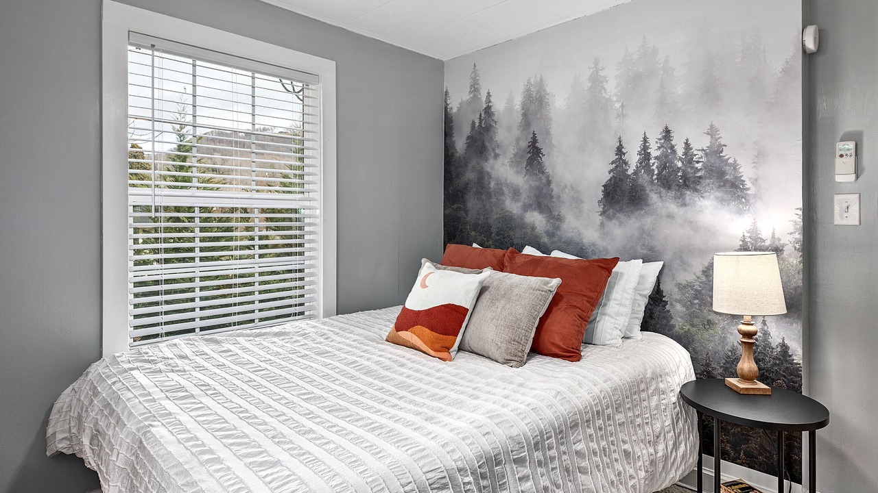 Photo of Bedroom in Lake Junaluska
