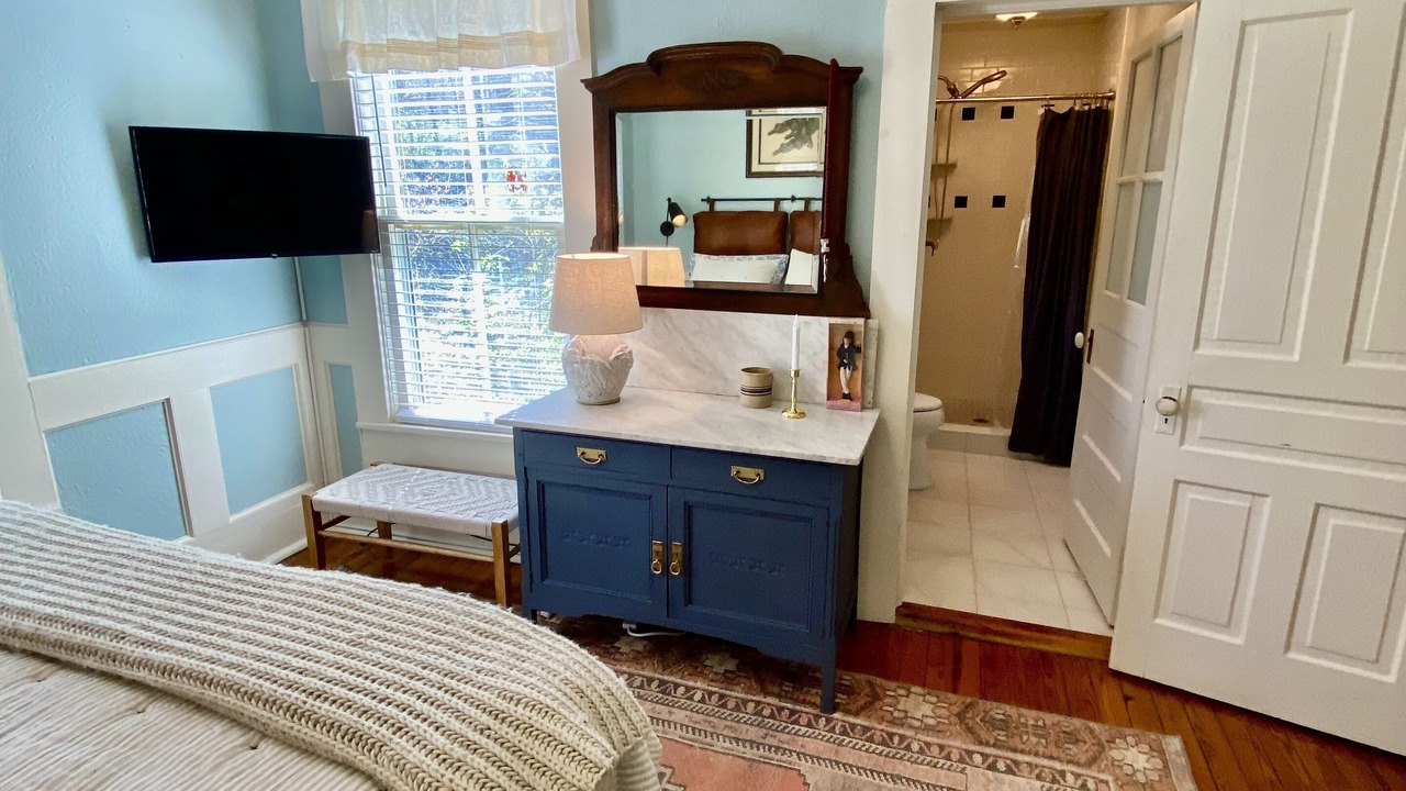 Photo of Bedroom in Lynn