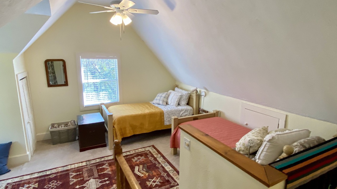 Photo of Bedroom in Lynn