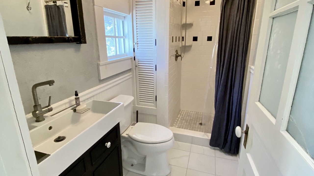 Photo of Bathroom in Lynn