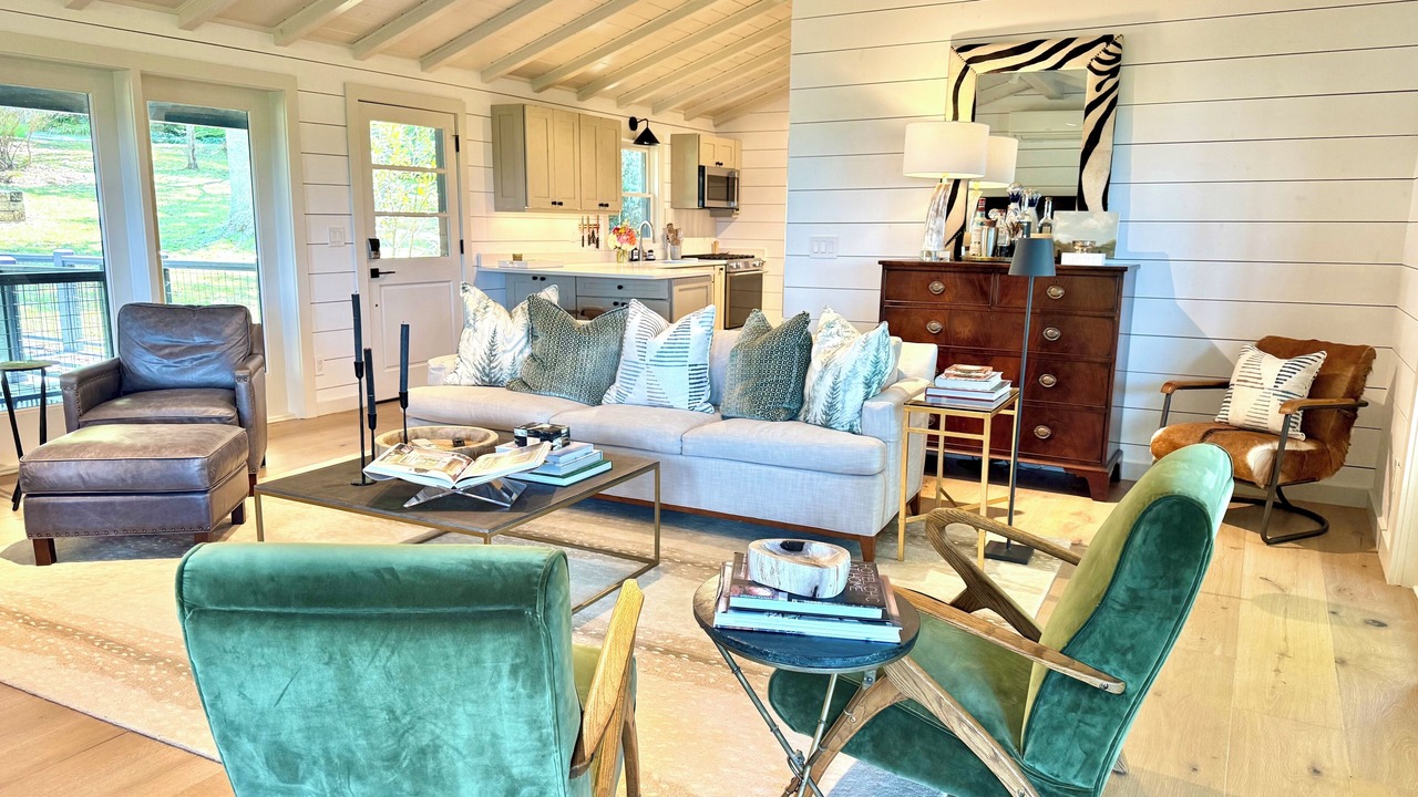 Photo of Livingroom in Glenville