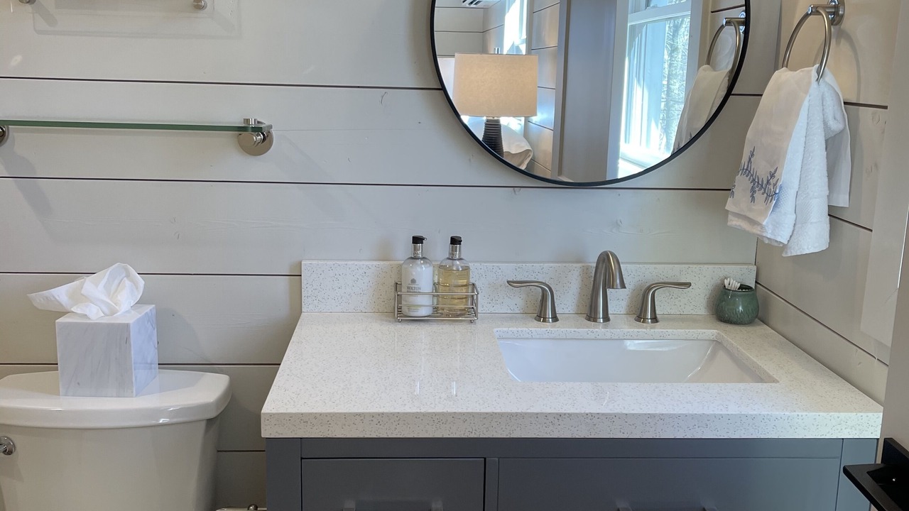 Photo of Bathroom in Glenville