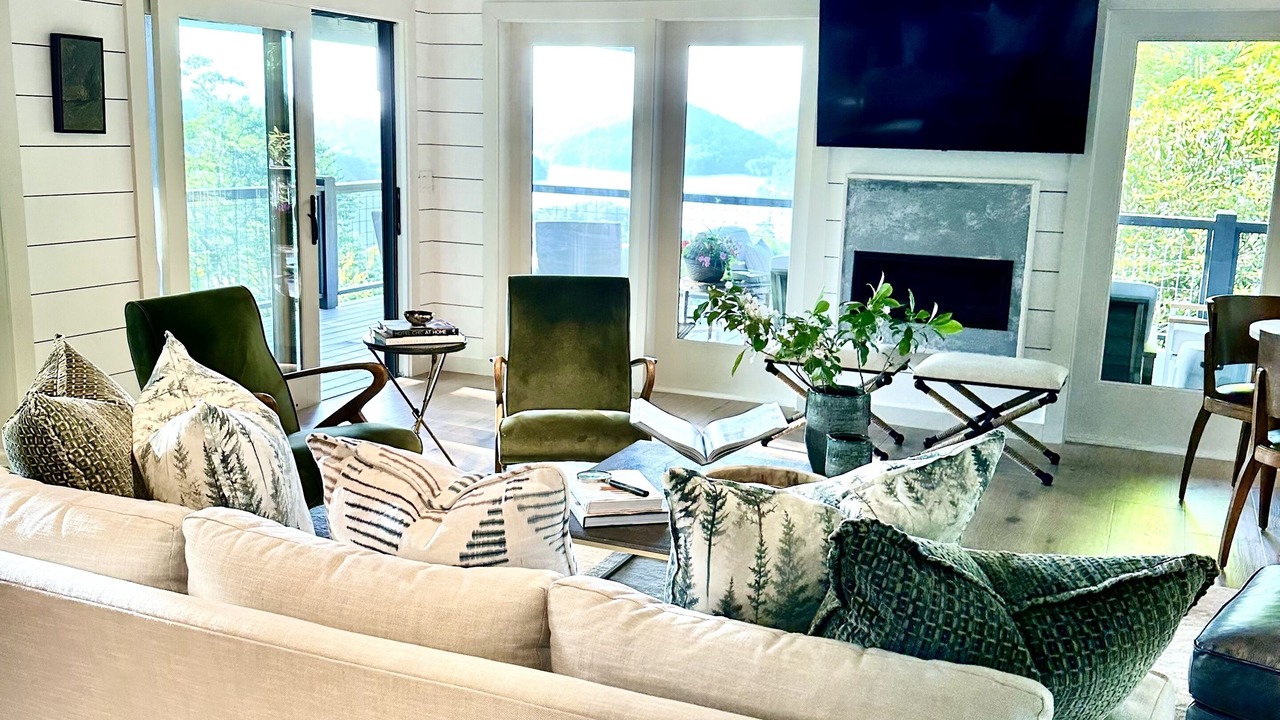 Photo of Livingroom in Glenville