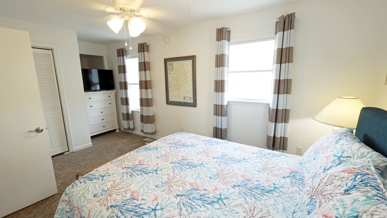 Photo of Bedroom in Colington Harbour