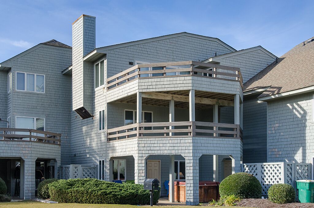 Photo of Outdoor in Corolla Light