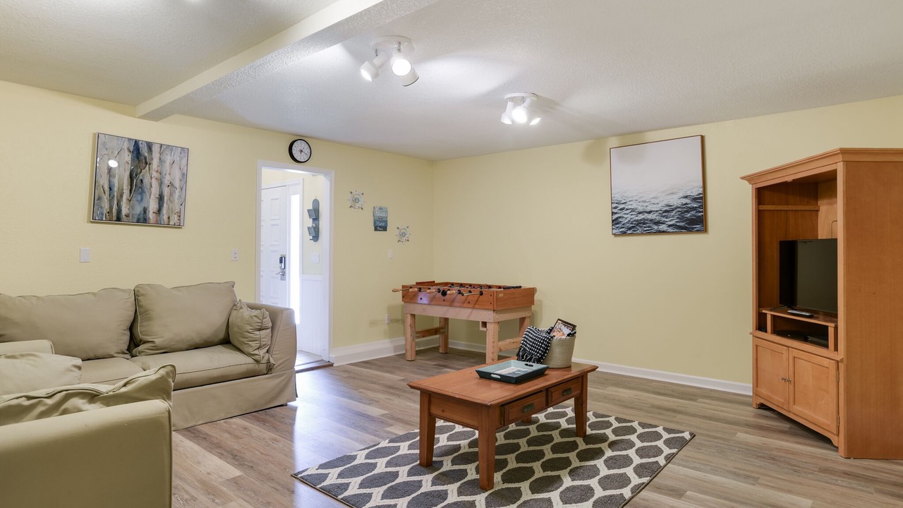 Photo of Bedroom in Corolla Light