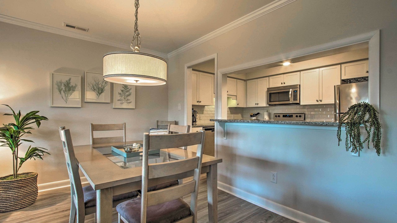 Photo of Livingroom in Caswell Beach