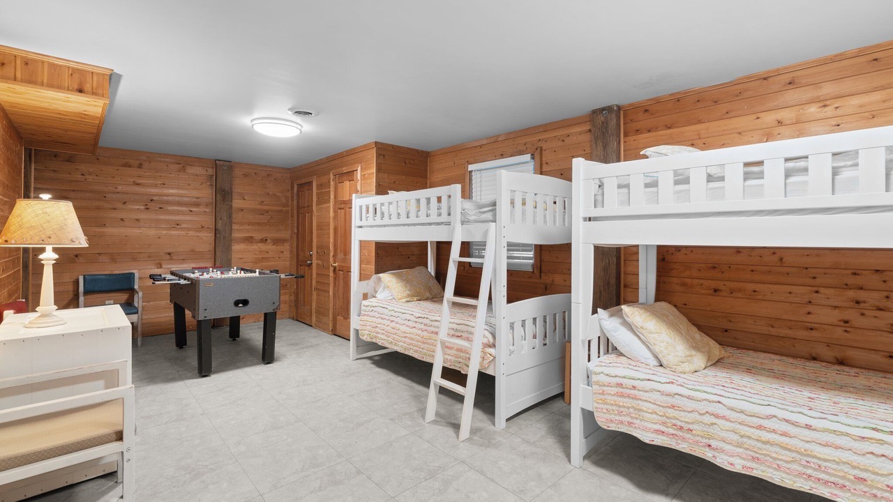 Photo of Bedroom in Carolina Dunes